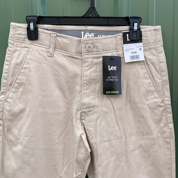 Men's Flat Front Chino with Motion Flex Waistband Khaki Pants 2-Pack Size 32X30 - Picture 2 of 9